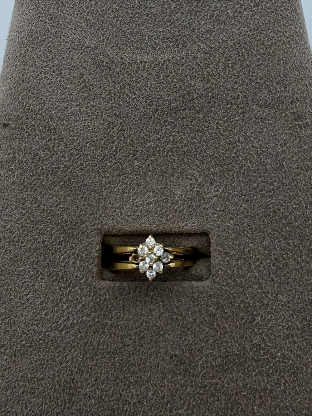 Small vintage reversible Gold Floral Cluster Ring with Clear Stones